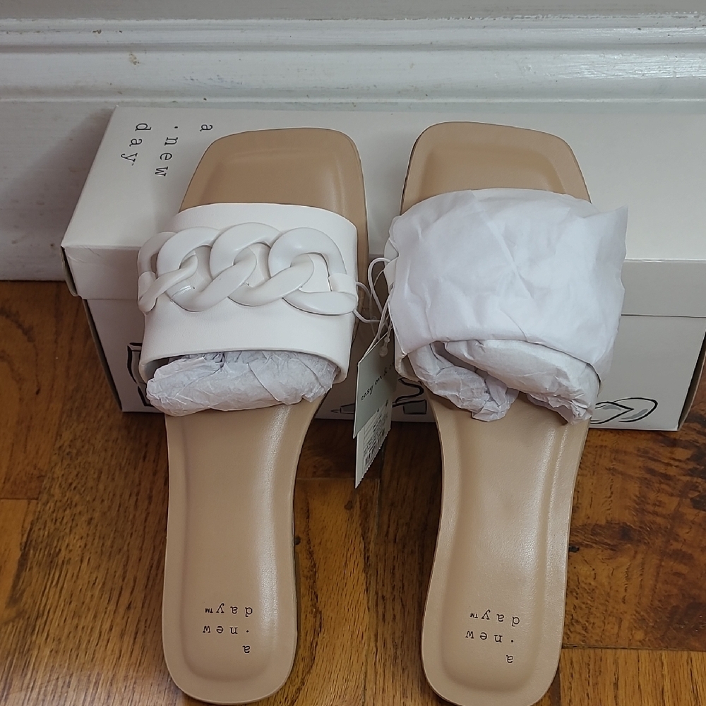 White Slide Viv Sandal